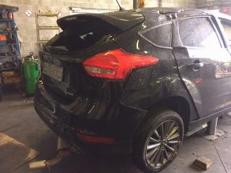 disassembly passenger cars Ford Focus BENZINE / 1500CC 2017/1