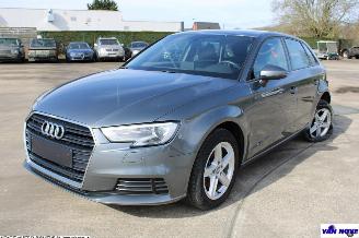 Voiture accidenté Audi A3 8V HATCHBACK 2019/8