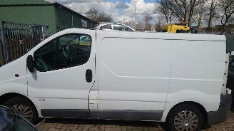 Opel Vivaro 2002 1.9 Di F9Q M77 Wit onderdelen picture 2