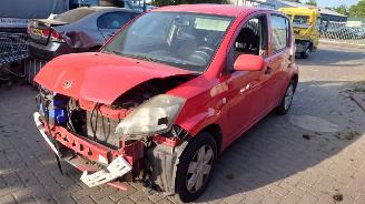 Autoverwertung Daihatsu Sirion 2 2006 1.3 16v K3VE Rood R40 onderdelen 2006/8