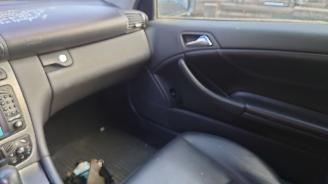 Mercedes C-klasse C220 CDI 611962 Blauw 189 onderdelen picture 16