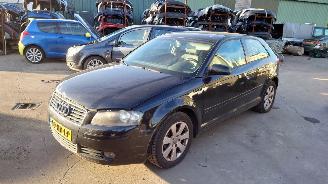 Sloopauto Audi A3 8P 2003 2.0 FSI AXW GLB zwar LZ9W onderdelen 2003/8