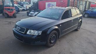 Sloopauto Audi A4 2001 2.0 20v ALT FTX Zwart LY9B onderdelen 2001/10