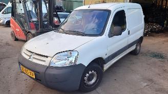 demontáž osobní automobily Citroën Berlingo 2005 1.9D WJY Wit  Onderdelen 2005/5