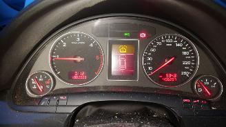 Audi A4 B6 2004 1.9 TDI AVF HCF Zilver LY7W onderdelen picture 13