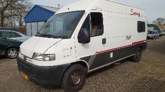 Uttjänta bilar auto Peugeot Boxer 2000 2.5 TDI DJ5TED Wit 249 onderdelen 2000/1