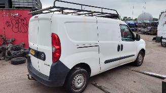 Opel Combo 2012 1.3 CDTI A13FD Wit 249 onderdelen picture 7