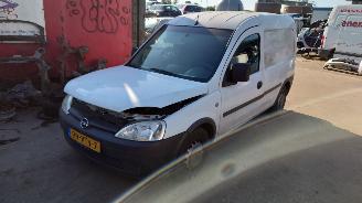 Uttjänta bilar auto Opel Combo 2008 1.3 CDTI Z13DTJ Wit Y474 onderdelen 2008/8