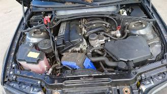 BMW 3-serie 2003 E46 316i N42B18A Zwart 475 onderdelen picture 16
