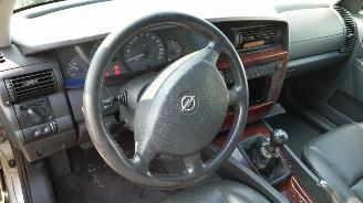 Opel Omega 2003 2.2 16v Z22XE Grijs Z158 onderdelen picture 14