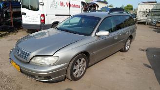 Uttjänta bilar auto Opel Omega 2003 2.2 16v Z22XE Grijs Z158 onderdelen 2003/1