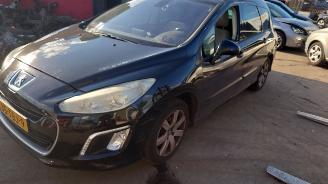 Dezmembrări autoturisme Peugeot 308 SW 2012 1.6 VTi 5FS Zwart KTV onderdelen 2012/1