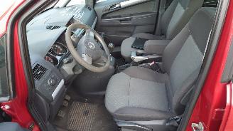 Opel Zafira B 2006 1.8 16v Z18XER Rood Z50C onderdelen picture 17