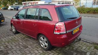 Opel Zafira B 2006 1.8 16v Z18XER Rood Z50C onderdelen picture 3