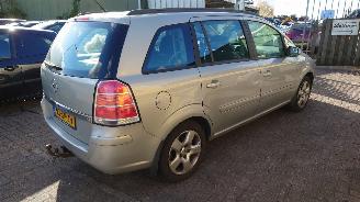 Opel Zafira B 2006 1.8 16v Z18XER Grijs Z167 onderdelen picture 6