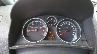 Opel Zafira B 2006 1.8 16v Z18XER Grijs Z167 onderdelen picture 16
