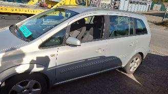 Opel Zafira B 2006 1.8 16v Z18XER Grijs Z167 onderdelen picture 2