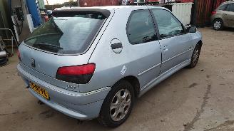 Peugeot 306 2000 1.6 NFZ Grijs EYLC onderdelen picture 4