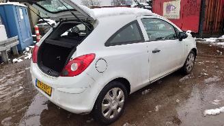 Opel Corsa D 2011 1.2 16v A12XER Wit onderdelen picture 6