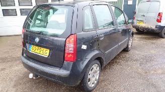Fiat Idea 2004 1.4 16v 843A1 Zwart 632 onderdelen picture 6