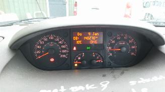 Fiat Idea 2004 1.4 16v 843A1 Zwart 632 onderdelen picture 16