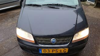 Fiat Idea 2004 1.4 16v 843A1 Zwart 632 onderdelen picture 9