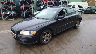 Uttjänta bilar auto Volvo S-40 2004 2.4 20v D5 D5244T Zwart 452 onderdelen 2004/9