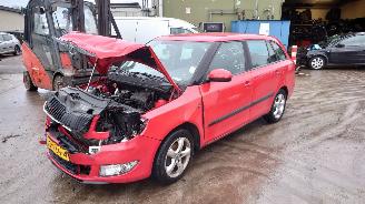 Purkuautot passenger cars Skoda Fabia 5J 2010 1.2 TDI CFWA MNY Rood LF3K Onderdelen 2010/9