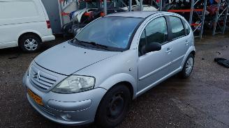 Uttjänta bilar auto Citroën C3 2003 1.4i KFV Grijs EZRC Onderdelen 2003/8
