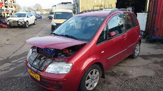 Purkuautot passenger cars Fiat Idea 2006 1.4 16v 843A1 Rood 163/B onderdelen 2006/10