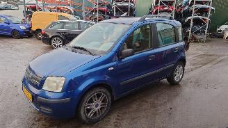 Vrakbiler auto Fiat Panda 2004 1.2i 188A4 Blauw 597 onderdelen 2004/5