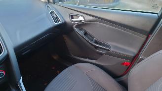 Ford Focus 3 2015 1.0 Ecoboost M1DD Rood Red Candy onderdelen picture 19