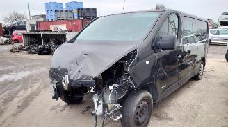 Salvage car Renault Trafic 2016 1.6 DCI R9M452 Zwart TED68 onderdelen 2016/9