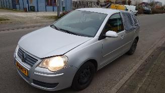 Autoverwertung Volkswagen Polo 9N3 2009 1.4 16v BUD JHQ Grijs LA7W onderdelen 2009/1