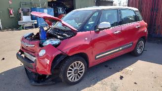 Démontage voiture Fiat 500L 2013 1.4 16v 843A1 Rood VR239/A onderdelen 2013/11