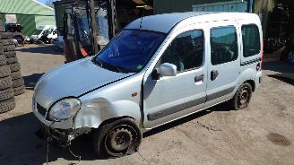 Vrakbiler auto Renault Kangoo 2003 1.6 16v K4MA752 Grijs TEB64 onderdelen 2003/6