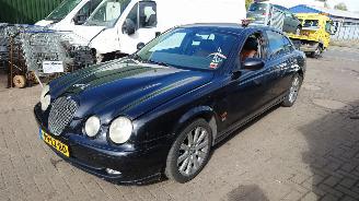Uttjänta bilar auto Jaguar S-type 2003 3.0 V6 FB Zwart PEF onderdelen 2003/6