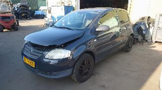 Vrakbiler auto Volkswagen Fox 2007 1.4 BKR GZK Grijs LI7F onderdelen 2007/1