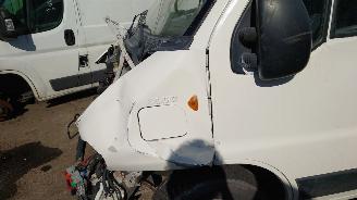 Fiat Ducato 2004 2.8 JTD 8140.43s Wit onderdelen picture 2