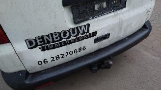 Volkswagen Transporter T5 2004 2.5 TDI AXD GWB Wit L902 onderdelen picture 4