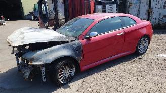 Uttjänta bilar auto Alfa Romeo GT 2006 1.8 16v 2006 Rood onderdelen 2006/1