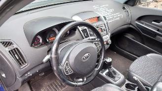 Kia Ceed 2008 1.6CRDi D4FBF Blauw A8 onderdelen picture 15