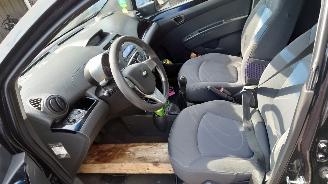 Chevrolet Spark 2011 1.0 16v B10D1 Zwart GAR onderdelen picture 12