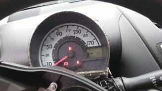 Toyota Aygo 2010 1.0 12v 1KRFE Wit 068 onderdelen picture 15