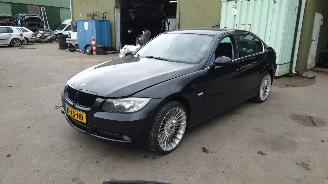 Démontage voiture BMW 3-serie E90 2007 325D 306D3 M57 Zwart 475 onderdelen 2007/5