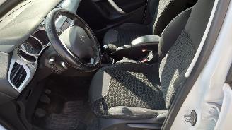 Citroën C3 SC 2010 1.4 VTi 8FP Wit EWP onderdelen picture 14