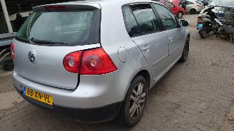 Volkswagen Golf 5 2007 1.6 FSi BLF Grijs LA7W onderdelen picture 5