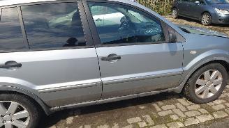 Ford Fusion 2005 1.4 16v FXJA Grijs 74 Machine Silver onderdelen picture 7