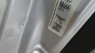 Peugeot 207 2008 1.4 KFV Grijs EZRC onderdelen picture 3