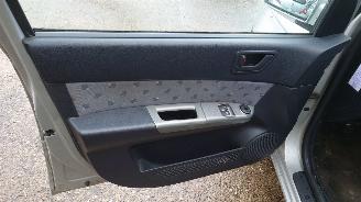 Hyundai Getz 2004 1.3 12v G4EA Grijs onderdelen picture 10